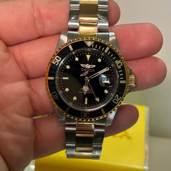 Invicta Pro Diver 37158 Men's Quartz Watch 40mm Black Dial Two Tone Bracelet - Picture 13 of 17